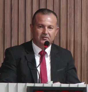 Vereador Lorinho apresenta três importantes indicações voltadas à infraestrutura, trânsito e segurança em Batayporã