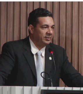 Vereador Cabo Máximo apresenta moção de parabenização pela realização da Festa do Peão de Taquarussu