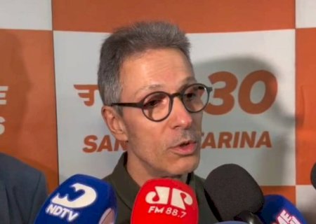 Zema chama relação de Flávio Bolsonaro com Vorcaro de traição: 'Ninguém do Novo foi avisado'