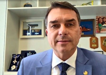 Ala do PL vê prestação de contas de Flávio como fator decisivo para apoiá-lo; bastidores