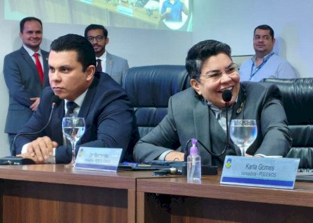 Câmara de Dourados arquiva denúncia contra vereadora Isa Marcondes após votação em plenário