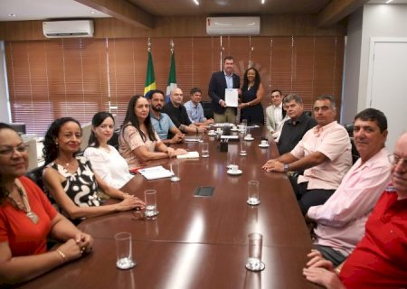 Governo de MS autoriza novo concurso com 2 mil vagas para professores da Rede Estadual