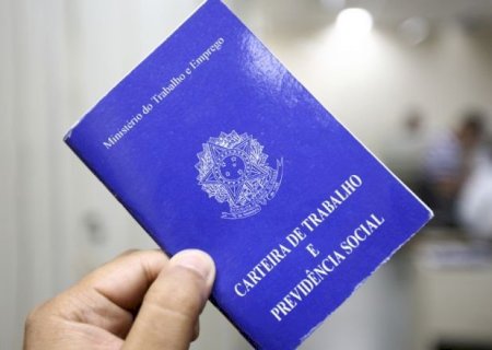 Governo federal lança campanha em defesa do fim da escala 6x1