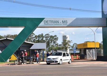 Detran-MS demite servidor investigado pela PF e envolvido em fraudes dos caminhões
