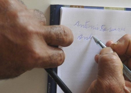 MS reduz analfabetismo para 3,9%, mas ainda lidera índice no Centro-Oeste