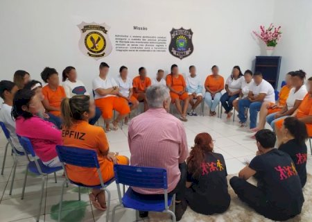 Congresso Nacional de Psicodrama leva reflexão a mulheres em situação de prisão