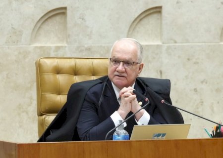 Fachin diz que classificação do PCC e do CV, por ora, é tema da 'política internacional'