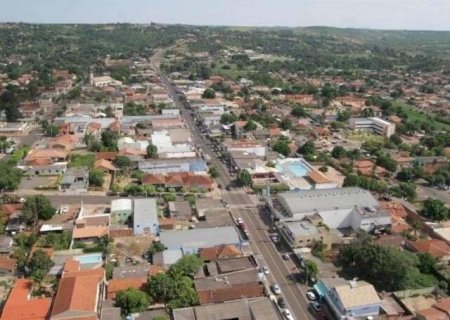 Vizinho leva facadas e fica em estado grave ao socorrer mulher agredida pelo ex