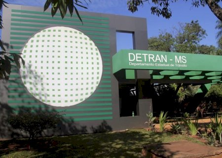 Em dia de jogo do Brasil, agências do Detran de MS terão horário especial e mudanças nos exames