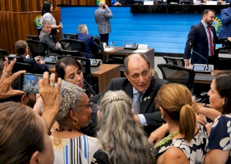 Projeto de lei garante vagas em contratos públicos para vítimas de violência doméstica