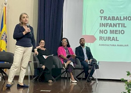 Saúde reforça papel do SUS no enfrentamento ao trabalho infantil durante encontro estadual