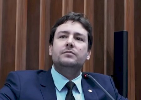 João Henrique é multado por uso de Inteligência Artificial em vídeo contra Riedel