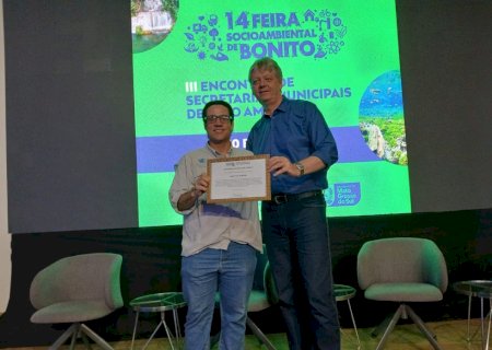 Homenageado em Bonito, Verruck reforça papel das secretarias de Meio Ambiente no desenvolvimento sustentável