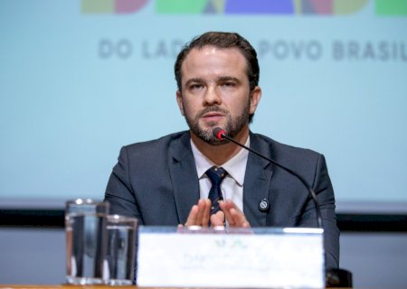 Durigan afirma que terá reuniões com autoridades dos EUA após designação de PCC e CV como terroristas