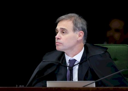 A disposição de Mendonça contra Lulinha na investigação de fraudes no INSS