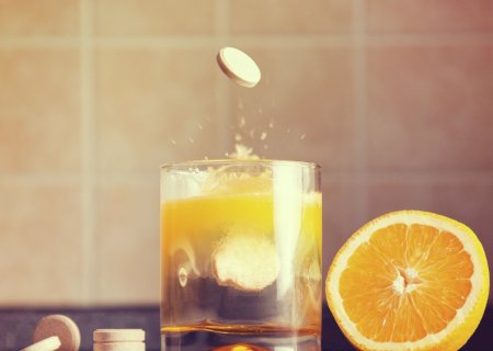 Impacto da vitamina C para o cérebro de idosos é desvendado por estudo