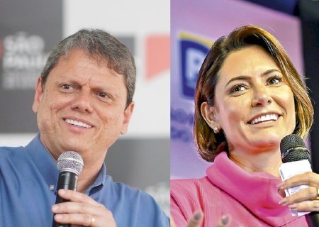 Por que Michelle e Tarcísio ainda não entraram na campanha de Flávio Bolsonaro