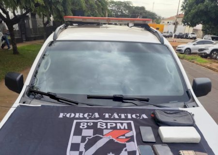 Polícia Militar apreendeu aproximadamente um quilo de cocaína, no distrito de Amandina