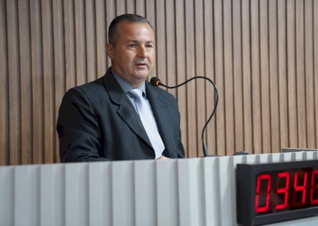 Vereador Lorinho apresenta indicações para reforçar segurança nas estradas rurais e garantir uso da quadra da Escola Anísio Teixeira