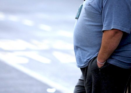 Combinação de gordura abdominal e falta de vitamina D mais que dobra risco de morte após 50 anos