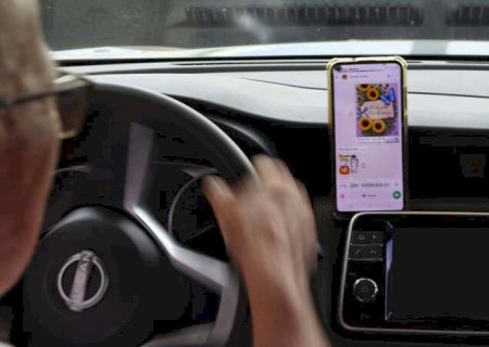 WhatsApp permite ouvir e responder mensagens no carro sem usar as mãos