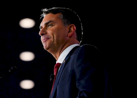 PL lança candidatura de Flávio Bolsonaro à Presidência da República