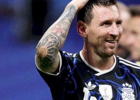 'Chegar a cinco finais seguidas é impressionante”, diz Lionel Messi
