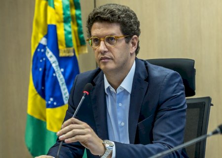 Flávio foi ‘omisso’ com Michelle, diz ex-ministro de Bolsonaro