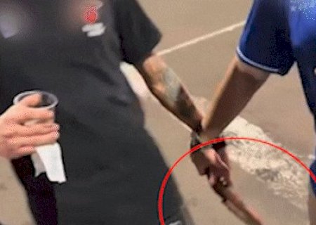Jovens postam vídeo com espingarda em festa do Brasil e viram alvo de inquérito