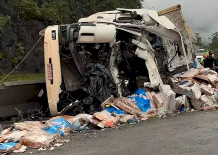 Sul-mato-grossense morre durante acidente com carreta no Paraná
