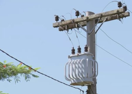 Ossada é achada perto de poste e levanta suspeita de choque elétrico