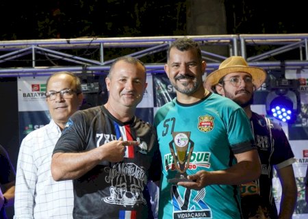 Campeonatos Municipais de Futebol Society consagraram campeões das categorias Veteranos 40+ e Livre em Batayporã