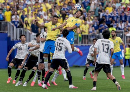 Cabeceios no futebol elevam risco de trauma craniano, sugerem estudos