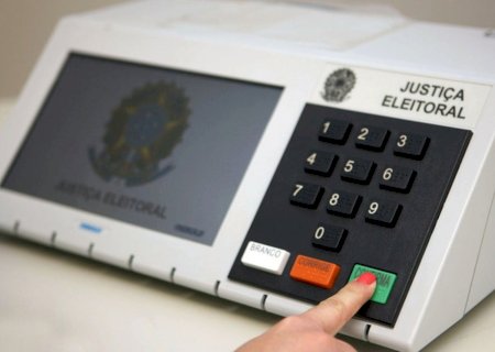 Federações partidárias neutras na corrida presidencial reúnem 3,7 mil candidatos nas eleições | G1
