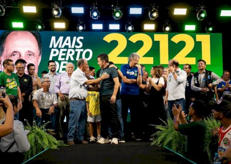 Zé Teixeira lança campanha à reeleição com apoio de lideranças estaduais em Dourados