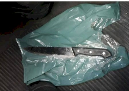 Jovem é socorrido em estado grave após ser esfaqueado 3 vezes
