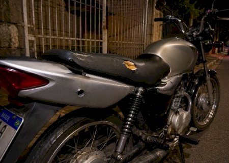 Tiro acidental atinge motociclista após cobrança de dívida de R$ 4 mil