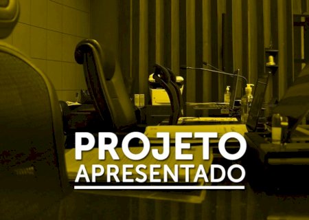 PLC quer corrigir licenças para equiparar direitos de professores convocados aos dos efetivos