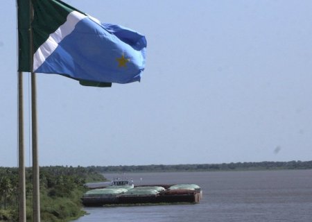 Reinaldo defende dragagem do Rio Paraguai e retomada da ferrovia