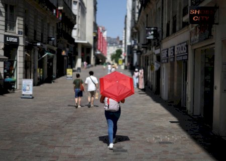Mulheres morrem 56% mais por calor extremo, mas biologia não explica