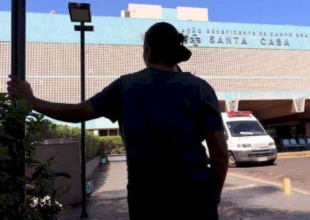 Menino de 11 anos queimado pode precisar de hemodiálise; 'só os pés escaparam'