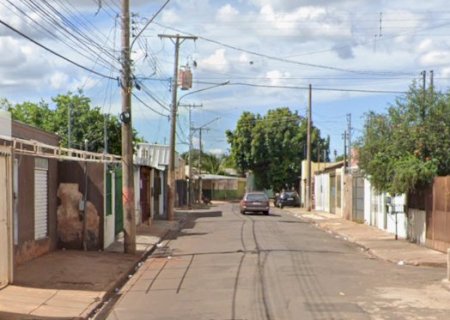 Homem corre 1 km para pedir ajuda após ser esfaqueado nas costas