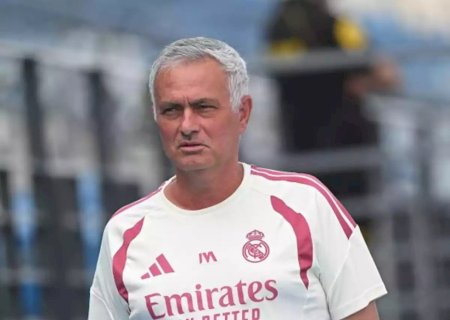 Mourinho fecha porta para saída de Endrick do Real Madrid: 'Não quero vendê-lo nem emprestá-lo'