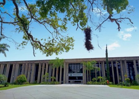 Agenda: Sessões plenárias, visita institucional e palestra movimentam a ALEMS