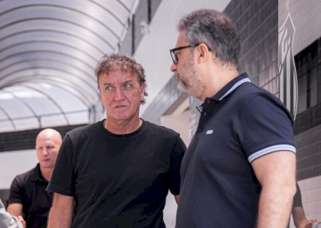 Em crise financeira, Santos não deve atender ao pedido de Cuca por reforços