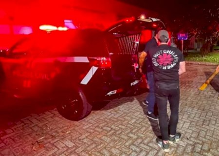 Homem tenta estuprar amiga depois de bebedeira em bar na capital do MS