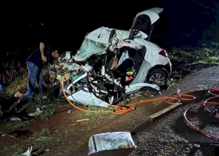 Acidente na BR-267 matou piloto de avião agrícola e adolescente de 13 anos