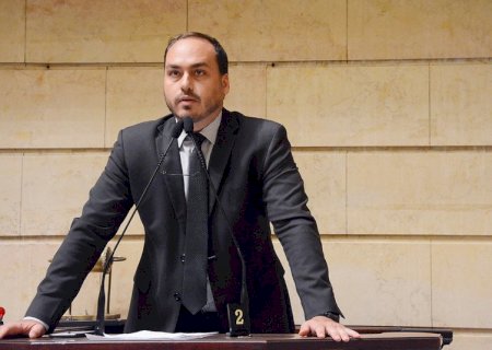 O tamanho do patrimônio declarado por Carlos Bolsonaro à Justiça Eleitoral