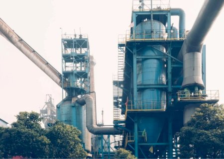 Intenção de investir da indústria brasileira atinge menor nível de 2026