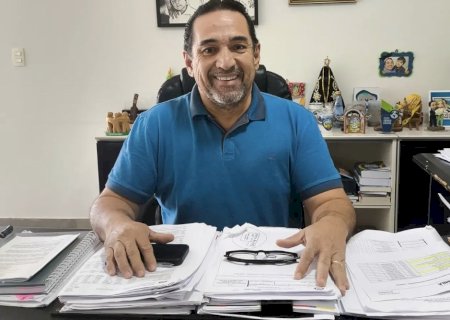 Justiça condena ex-prefeito a pagamento de R$ 250 mil por nepotismo